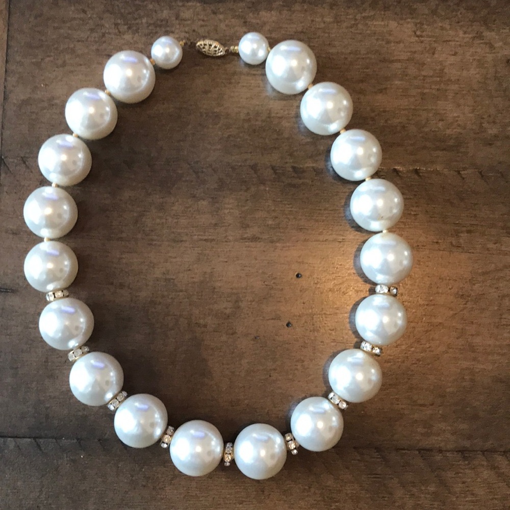 Vintage Erwin Pearl faux pearl necklace